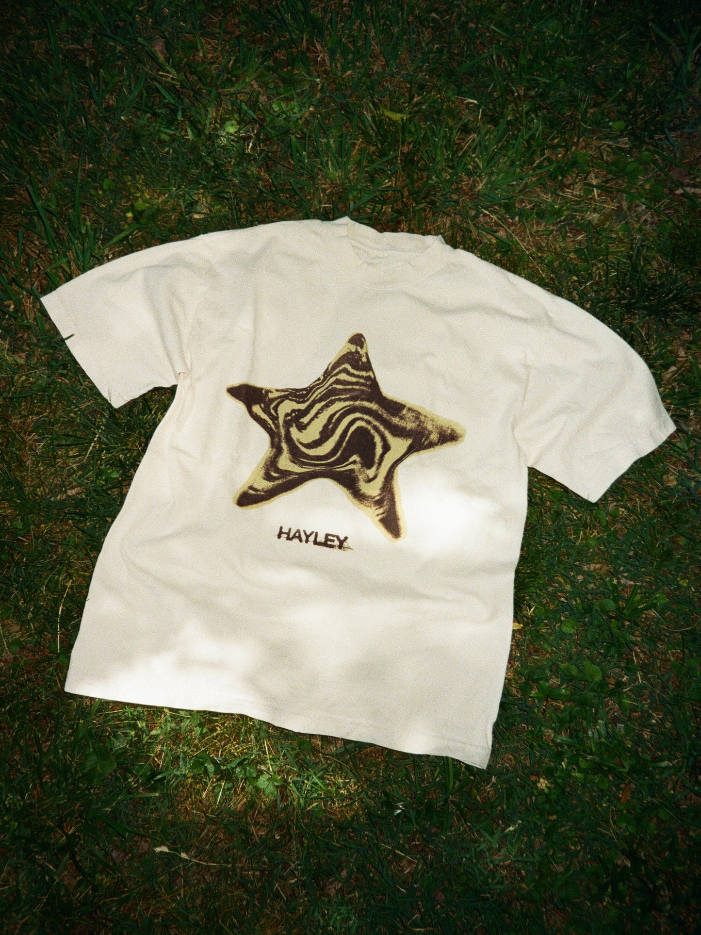 Hayley Star Tee Cream - PREORDER
